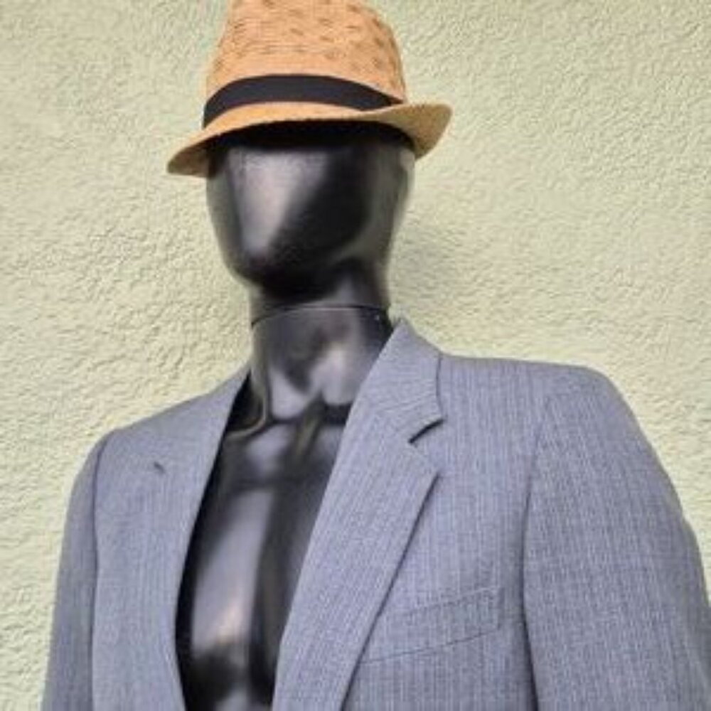 Classic Men's Vintage French Hand Tailored Gray Pin-striped Luxury Blazer